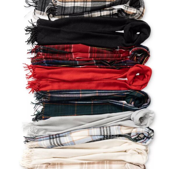 Style & Co. Black Textured Winter Scarf with Fringe Trim - NWT - Picture 4 of 8